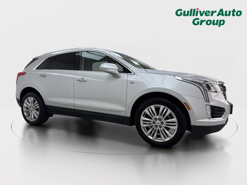 Used 2019 Cadillac XT5 Premium Luxury AWD/4WD image 12
