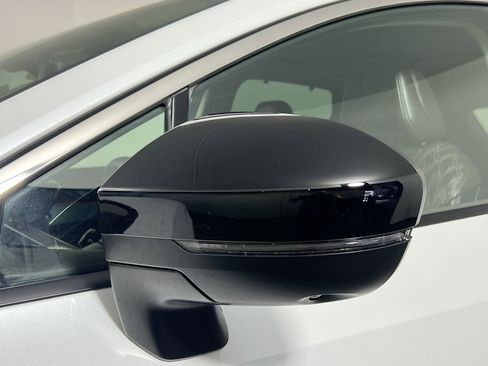 Used 2025 Nissan Murano Platinum w/ Cargo Package image 12