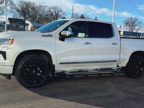 Used 2023 Chevrolet Silverado 1500 High Country image 7