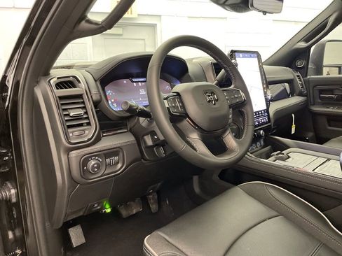 New 2026 RAM 2500 Limited AWD/4WD image 22