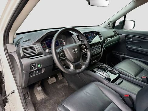 Used 2021 Honda Pilot Touring image 27