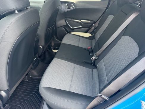 Used 2025 Kia Soul EX FWD image 14