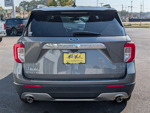 Used 2023 Ford Explorer Limited w/ Equipment Group 301A image 4