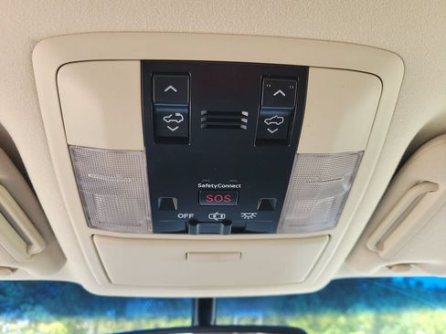Used 2018 Lexus GX 460 w/ Navigation Package AWD/4WD image 21