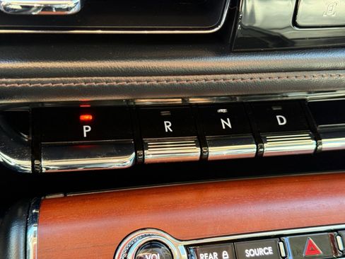 Used 2020 Lincoln Aviator Reserve w/ Equipment Group 201A image 18