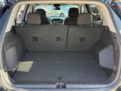 Used 2024 GMC Terrain SLE AWD/4WD image 27