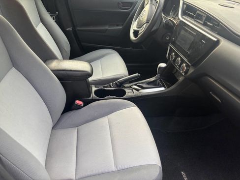 Used 2017 Toyota Corolla L image 25