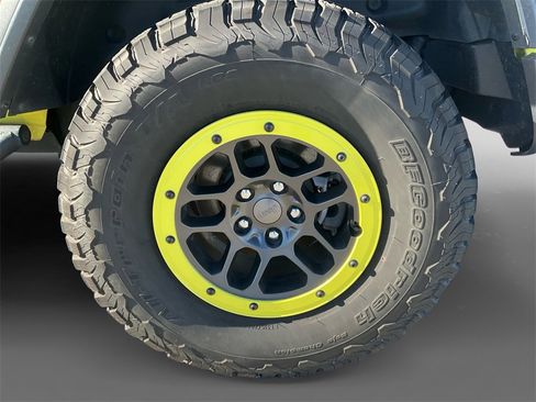 Used 2023 Jeep Wrangler Unlimited Sport image 8