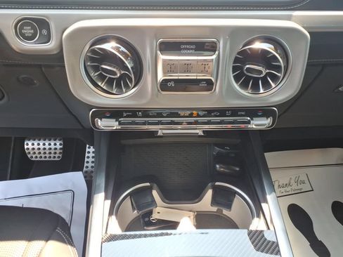 Certified 2025 Mercedes-Benz G 63 AMG 4MATIC image 25