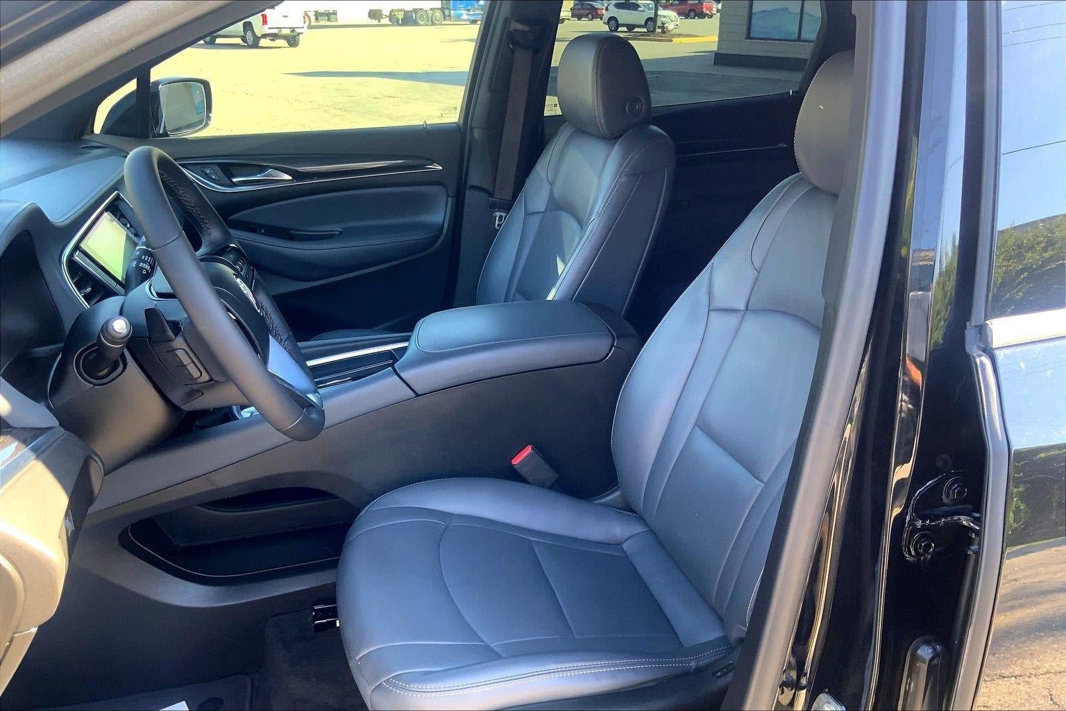 Used 2022 Buick Enclave Essence w/ Experience Buick Package FWD image 23