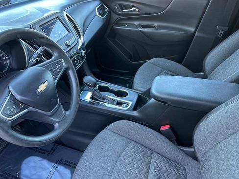 Used 2022 Chevrolet Equinox LT FWD image 9