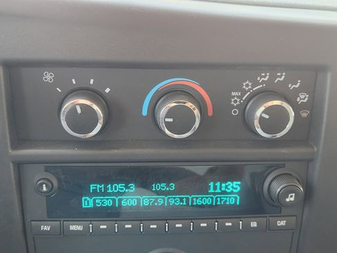 New 2025 Chevrolet Express 3500 w/ Power Convenience Package image 5