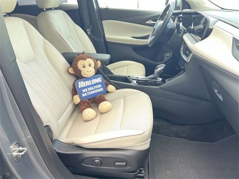 Used 2024 Buick Encore GX Avenir w/ Avenir Convenience Package image 25