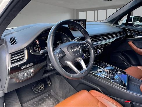 Used 2019 Audi Q7 3.0T Prestige AWD/4WD image 14