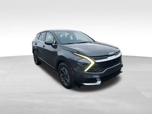 Used 2024 Kia Sportage LX image 30