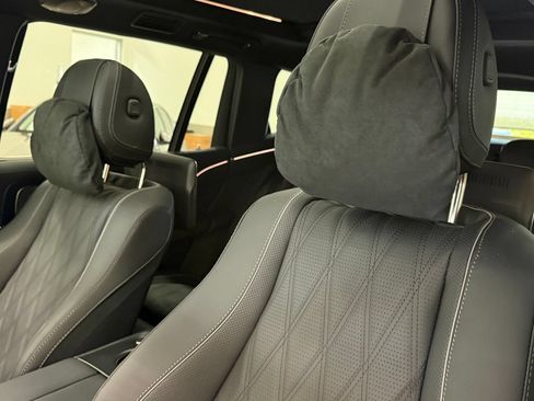 Used 2026 Mercedes-Benz Maybach GLS 600 4MATIC image 15