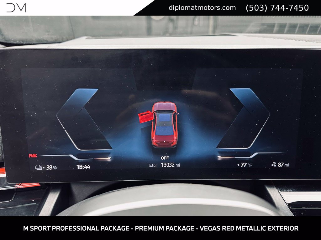 Used 2025 BMW i5 xDrive40 w/ M Sport Package AWD/4WD image 33