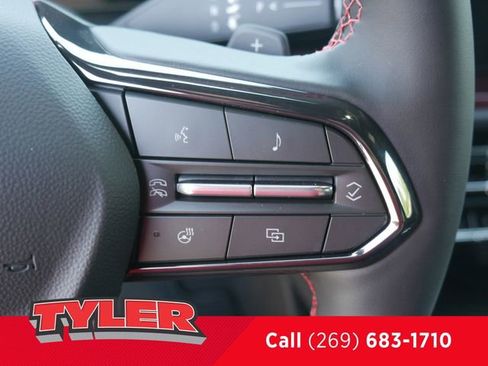 New 2026 Chevrolet Traverse RS w/ LPO, Floor Liner Package AWD/4WD image 29