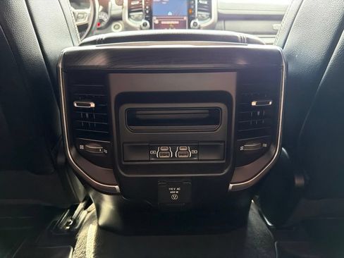 Used 2023 RAM 1500 Laramie AWD/4WD image 19