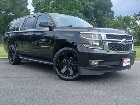 Used 2019 Chevrolet Suburban LT AWD/4WD image 2