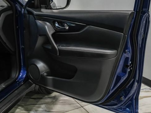 Used 2017 Nissan Rogue SL w/ SL Premium Package FWD image 44