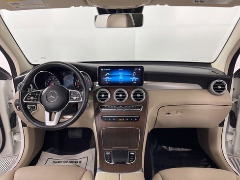 Used 2022 Mercedes-Benz GLC 300 GLC 300 image 35