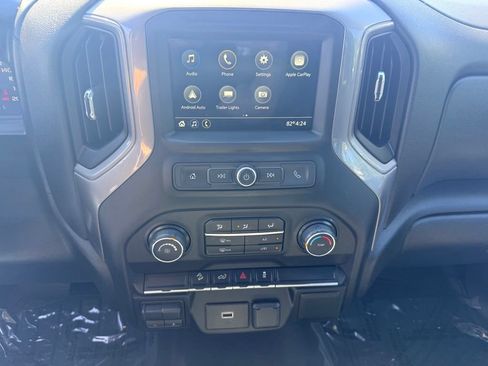 Used 2019 Chevrolet Silverado 1500 Custom Trail Boss AWD/4WD image 25