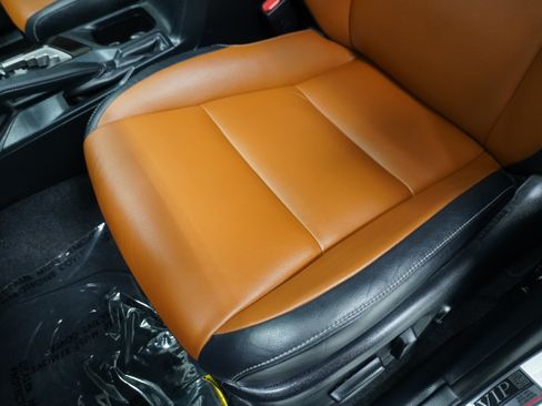 Used 2016 Toyota RAV4 Limited w/ Advanced Technology Package AWD/4WD image 12