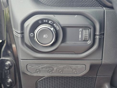 Used 2024 Jeep Wrangler Unlimited Rubicon 392 AWD/4WD image 21