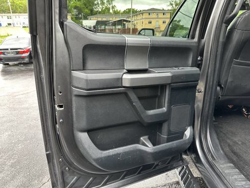 Used 2017 Ford F150 XLT w/ Equipment Group 302A Luxury AWD/4WD image 20