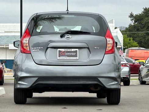 Used 2018 Nissan Versa Note SV FWD image 5