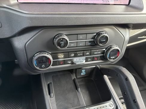 New 2025 Ford Bronco Big Bend w/ Black Diamond Package image 13