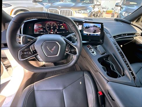 Used 2024 Chevrolet Corvette Stingray Preferred Cpe RWD image 10