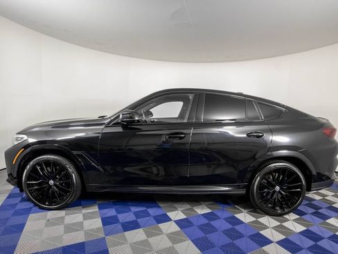 Used 2022 BMW X6 M50i AWD/4WD image 7