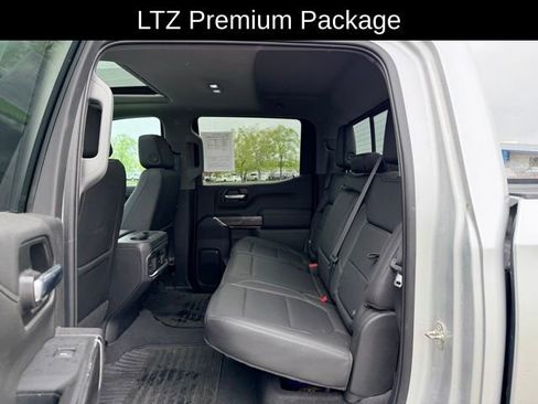 Used 2019 Chevrolet Silverado 1500 LTZ w/ LTZ Premium Package AWD/4WD image 9