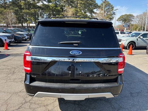 Used 2021 Ford Expedition Max XLT image 6