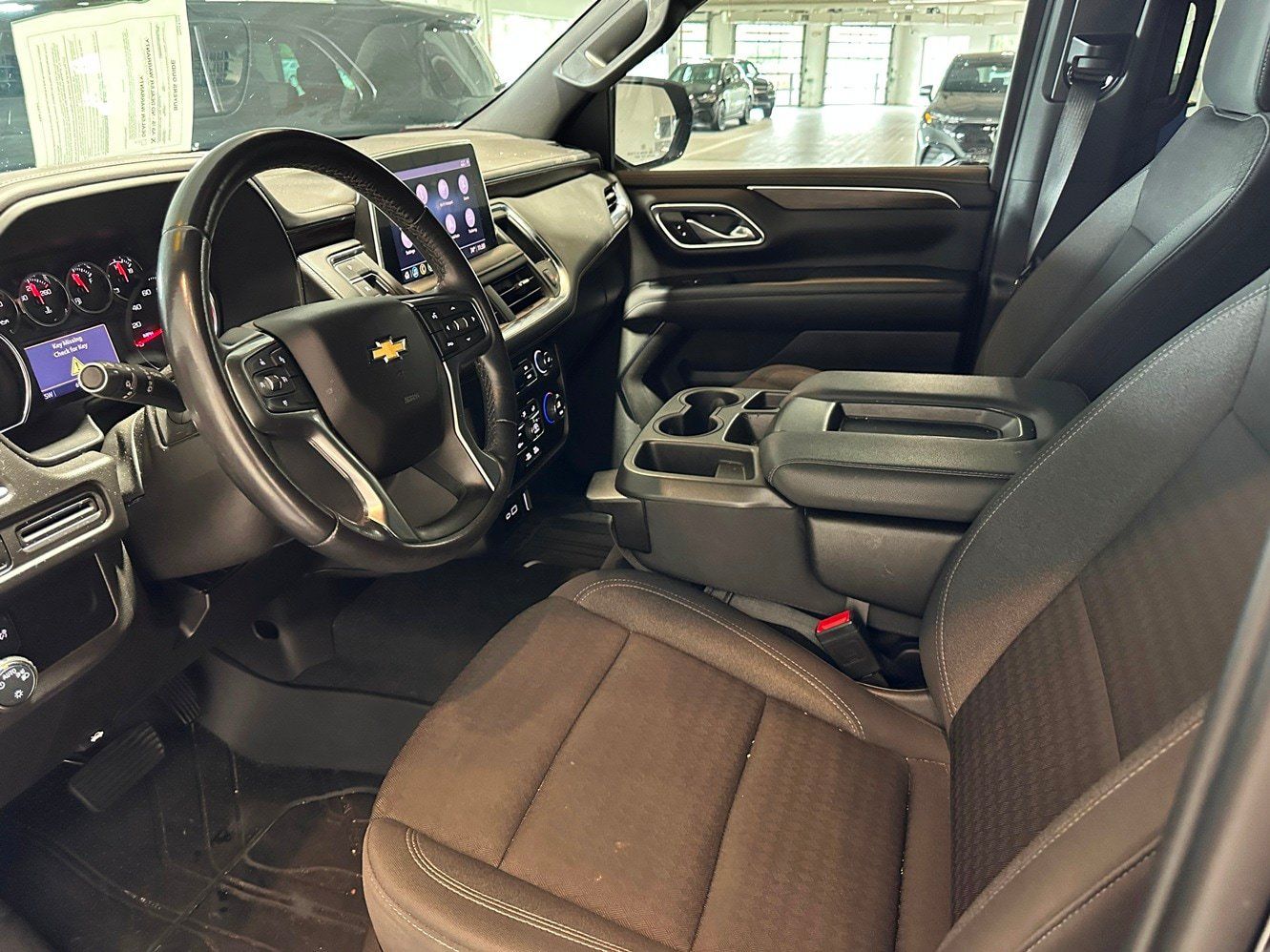 Used 2021 Chevrolet Suburban LS AWD/4WD image 7