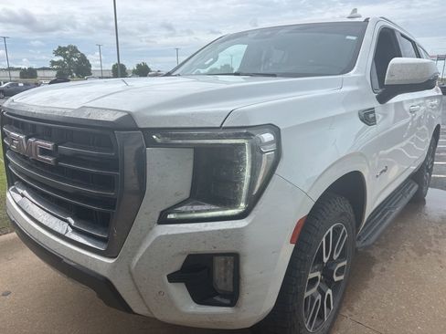 Used 2024 GMC Yukon AT4 w/ Technology Package AWD/4WD image 1