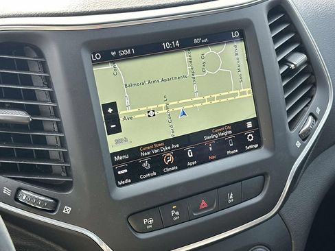 Used 2023 Jeep Cherokee Altitude Lux AWD/4WD image 23