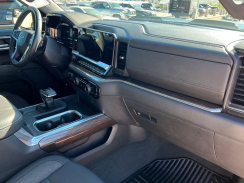 Certified 2025 Chevrolet Silverado 1500 LT Trail Boss w/ Protection Package image 24