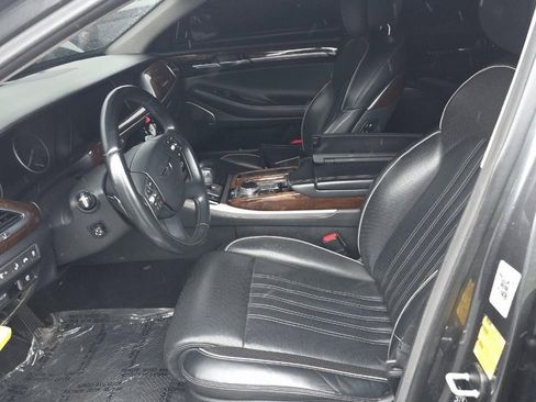 Used 2019 Genesis G90 3.3T Premium image 10