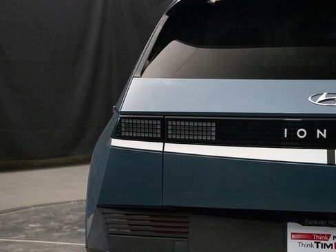 Used 2024 Hyundai Ioniq 5 SEL image 12