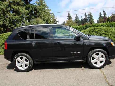 Used 2011 Jeep Compass Limited AWD/4WD image 11