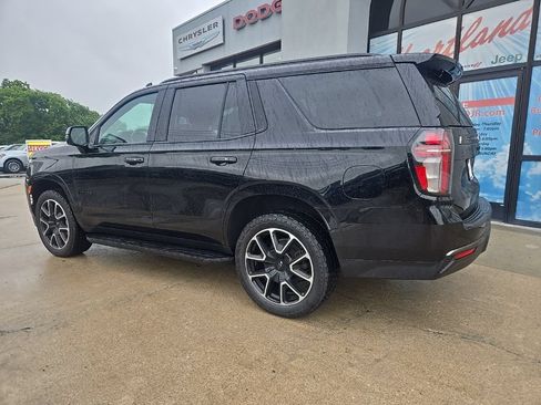 Used 2021 Chevrolet Tahoe RST w/ Luxury Package AWD/4WD image 7
