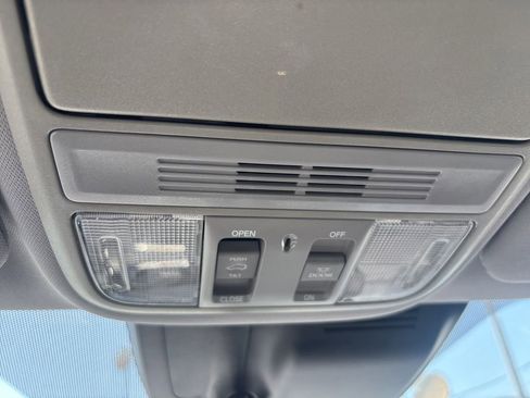 Used 2021 Honda CR-V EX image 24