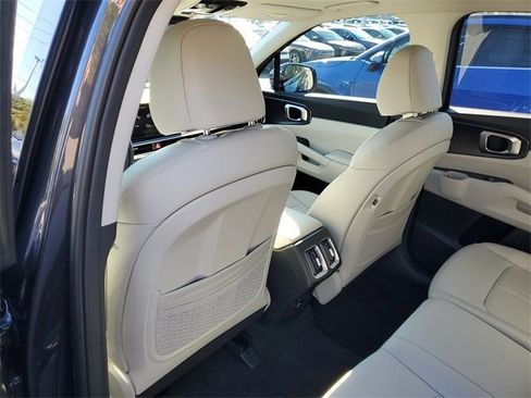 New 2026 Kia Sorento S w/ S Panoramic Sunroof Package image 16