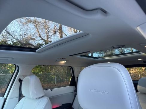 Used 2026 Hyundai Palisade Calligraphy image 44