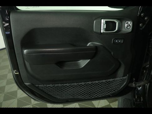 Used 2019 Jeep Wrangler Unlimited Sport AWD/4WD image 16