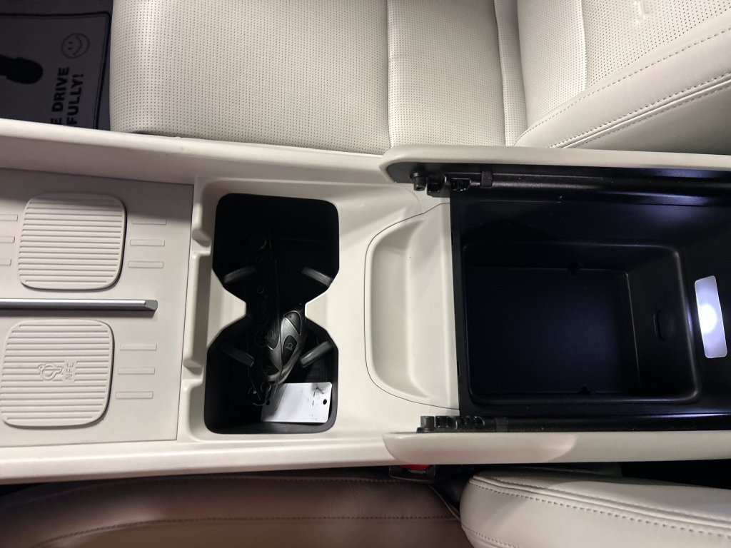 Used 2025 Hyundai Santa Fe Limited FWD image 19