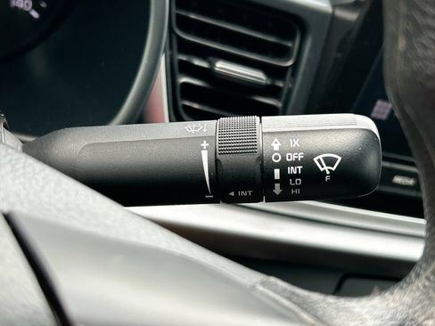 Used 2023 Kia Rio LX FWD image 17